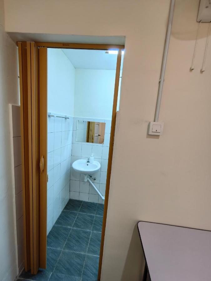 Ww Hostel 22A Private Shower George Town Buitenkant foto